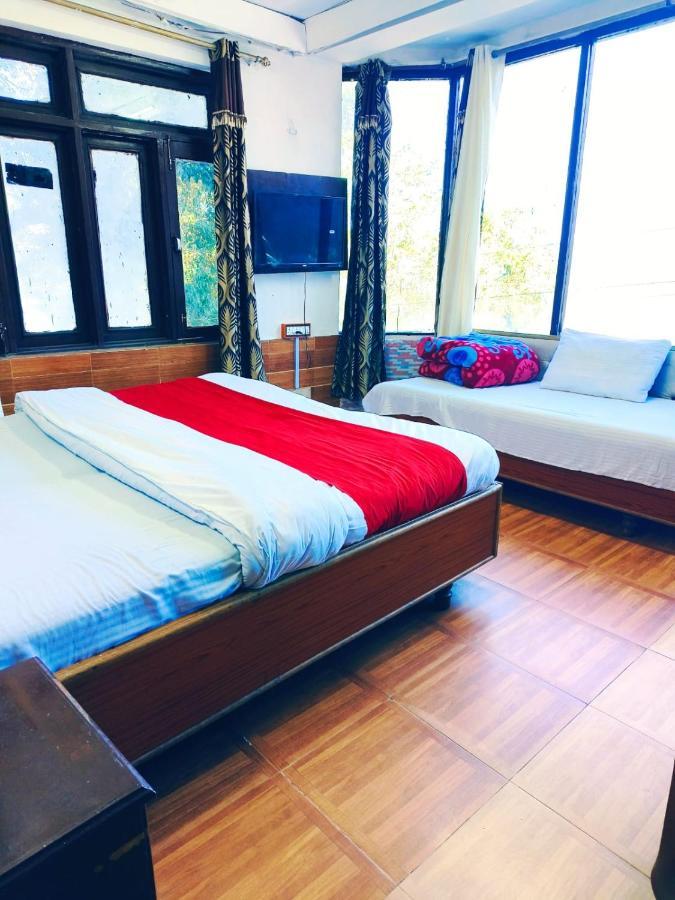 Hotel Holiday Dalhousie - Near Ghandhi Chowk Mall Road Exteriör bild